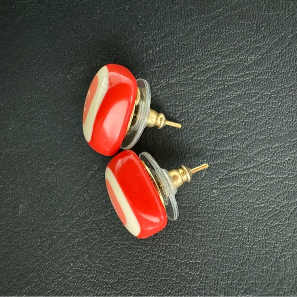 【CHANEL】Stud Earrings - Picture 7 of 9